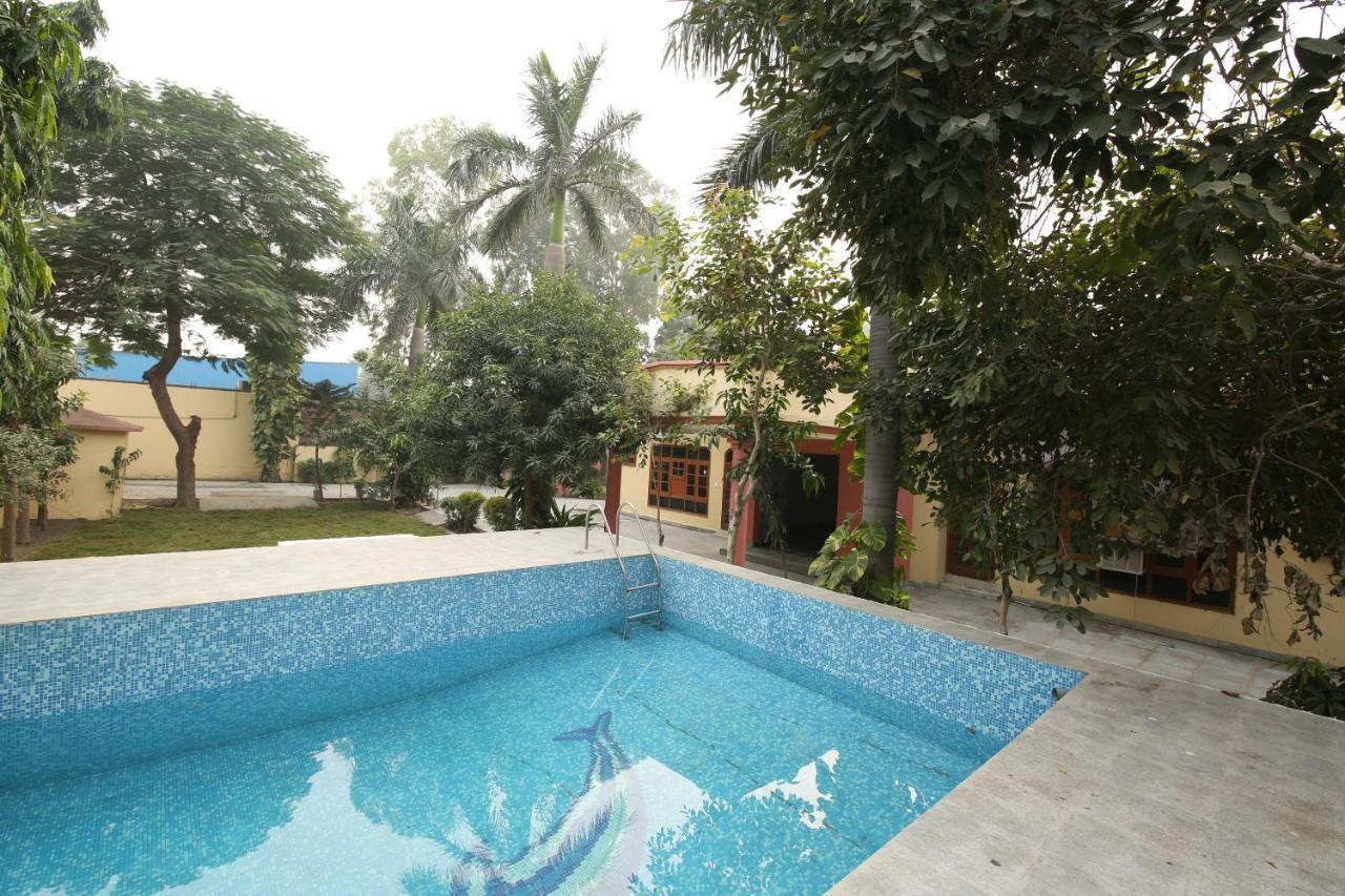 The Karnal Resort Exterior foto
